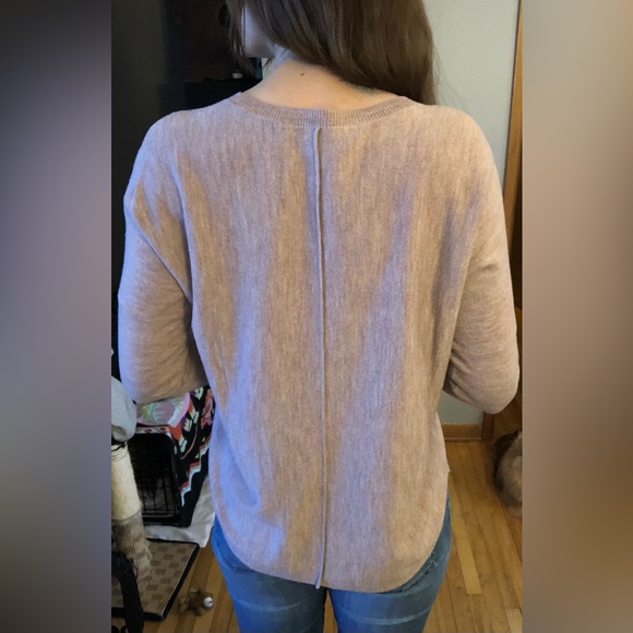 Dusty rose, cozy sweater. Brand: French Connection. Size: S. Lightly worn. - Picture 3 of 6